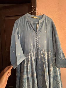 AVAASA MIX N’ MATCH Printed Anarkali Kurta