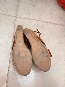 “M&amp;H” Tan High Wedges (Almost 🆕)