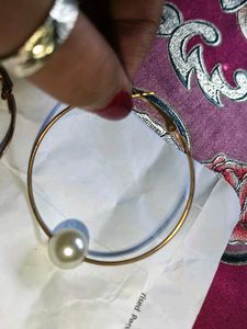 Earrings And Hair Clips