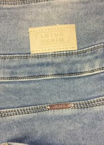 Stylish Blue Denim Jeans