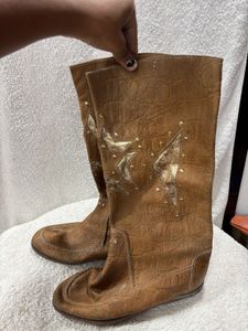 Brown Star Boots