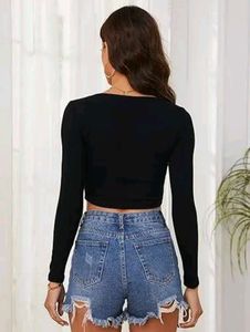 Black Long Sleeve Crop Top