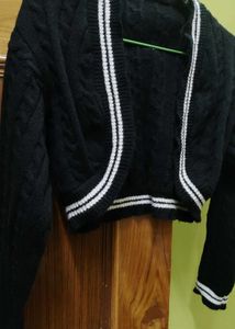 Black Cropped Cardigan