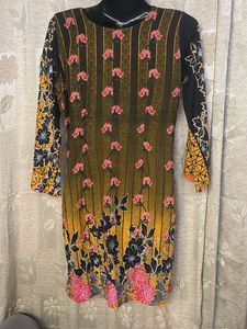 Floral Embroidered Kurti Pant