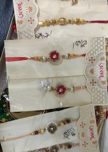 Rakhis