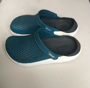 Unisex Lite Ride Crocs