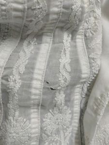 White Chickenkari Short Kurti / Tunuc