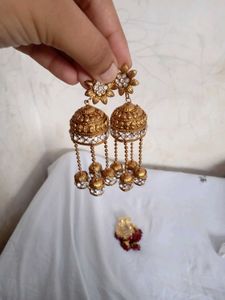 Beautiful Earings For Festive Occasions 😍