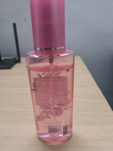 Wotta Girl Peach Body Mist