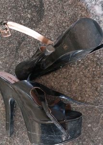 Model Heels