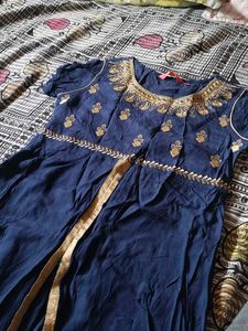 Morpankh Branded Kuti With Gold Embroidery Work