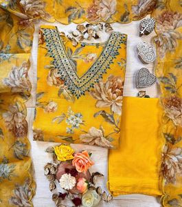 Floral Print Kurta Set with beautiful dupatta