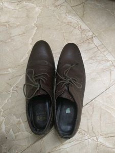 Red Tape Men Brown Leather Formal Derbys