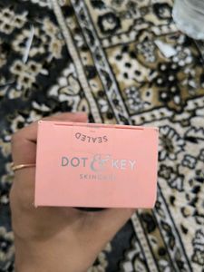Dot And Key Watermelon Sunscreen 80 Gm
