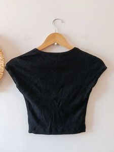 Zara Cropped Tshirt