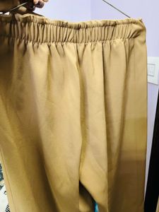 Elegant Beige trousers