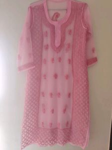 Chikankari kurta