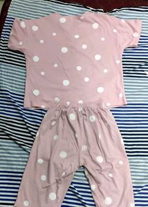 NIGHTSUIT CO-ORD SET OF TOP AND SHORTS