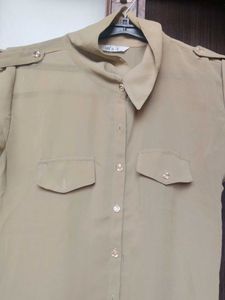 Elegant Sleeveless Blouse