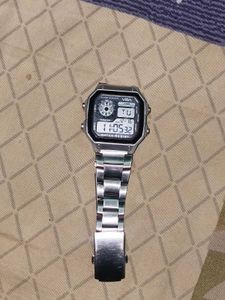 Aesthetic  Digital Watch - Retro Style