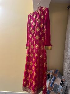 Pink & Gold Embellished Kurta