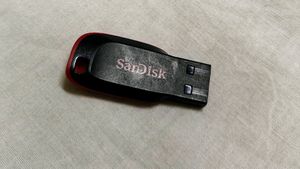 SanDisk 16 GB Pendrive