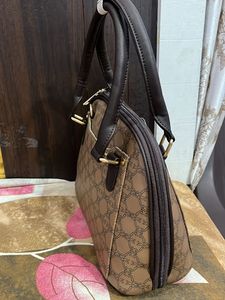LAVIE SATCHEL HANDBAG -NEW 👜