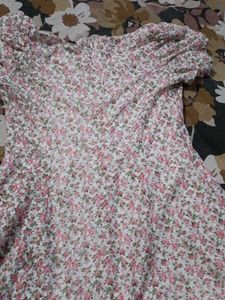 Pink Floral Dress 👗