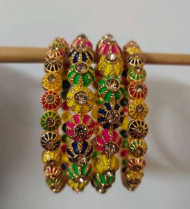 Colour Full Bangle Set Of 4