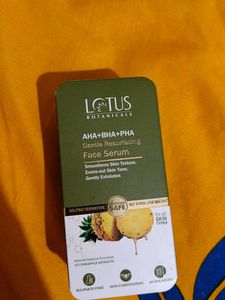 Lotus Botanicals Serum