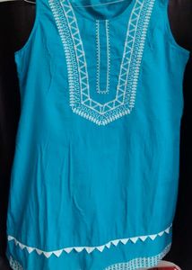 Turquoise Embroidered Kurta