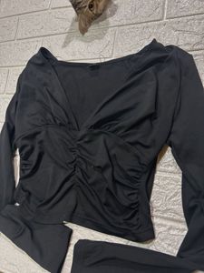 V Neck Black Long Sleeve Top