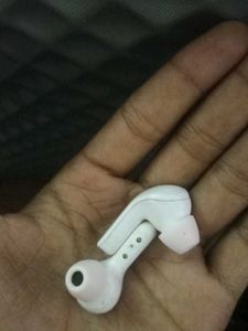 Electronic Gadget - White Ear Pod