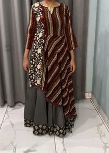 Ethnic Dresse For Girls