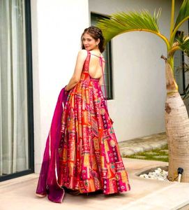 Pinky Gown Love