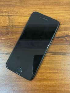 iPhone 7 - Black - Good Condition!