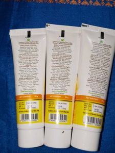 Mama Earth Vitamin C Daily Glow Sunscreen