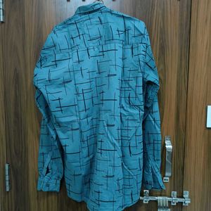 Set Of 2 Stylish Patterned Shirts