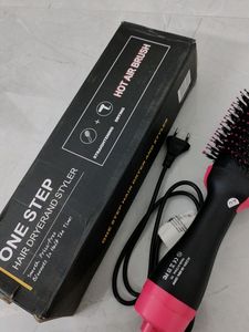 One Step Hot Hair Brush - Straightening + Drying