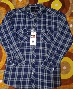 Check Shirt NEW WITH TAG 💓