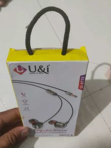Earphones Perfume wired Unity6