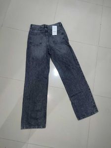Vintage Black Straight-Leg Denim Jeans