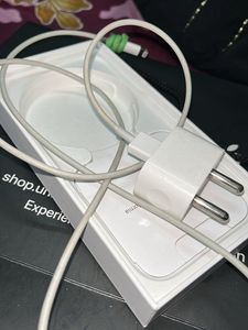 Apple 5w Charger