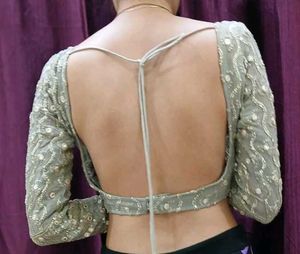 Boutique Blouse 👚