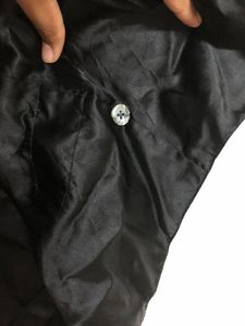 Chiamare Black Waistcoat