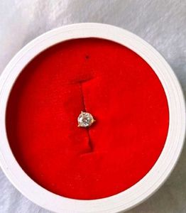 Beautiful New Shaining Stone Nosepin
