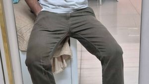 LYTE CLUB Trousers Size 32 | Comfortable Fit Brown