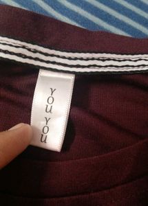 Burgundy Graphic Print Tee  ❤️ ✨️