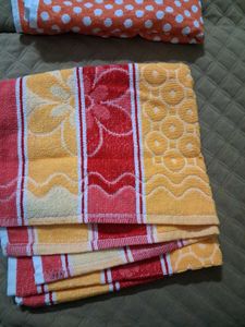 Two brand new towels