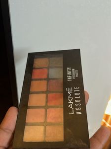 Lakme Absolute Eyeshadow Palette